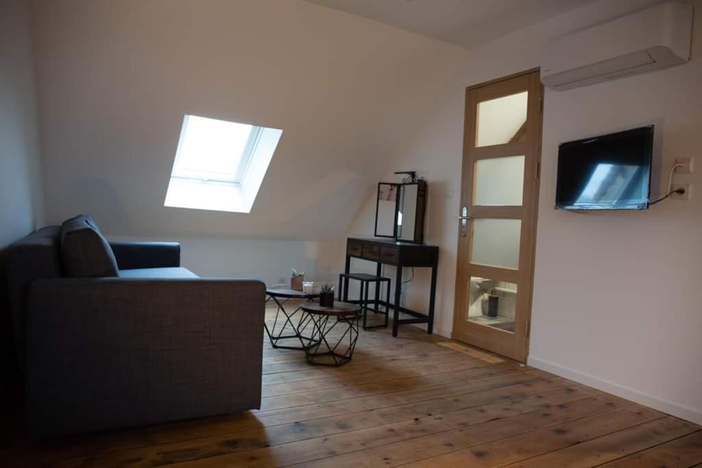 Cyris - Chambres Duplex Climatisees - Spa & Piscine Centre Ville Saint-Germain-des-Fosses 외부 사진