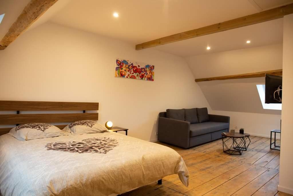 Cyris - Chambres Duplex Climatisees - Spa & Piscine Centre Ville Saint-Germain-des-Fosses 외부 사진