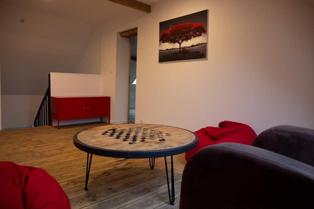 Cyris - Chambres Duplex Climatisees - Spa & Piscine Centre Ville Saint-Germain-des-Fosses 외부 사진